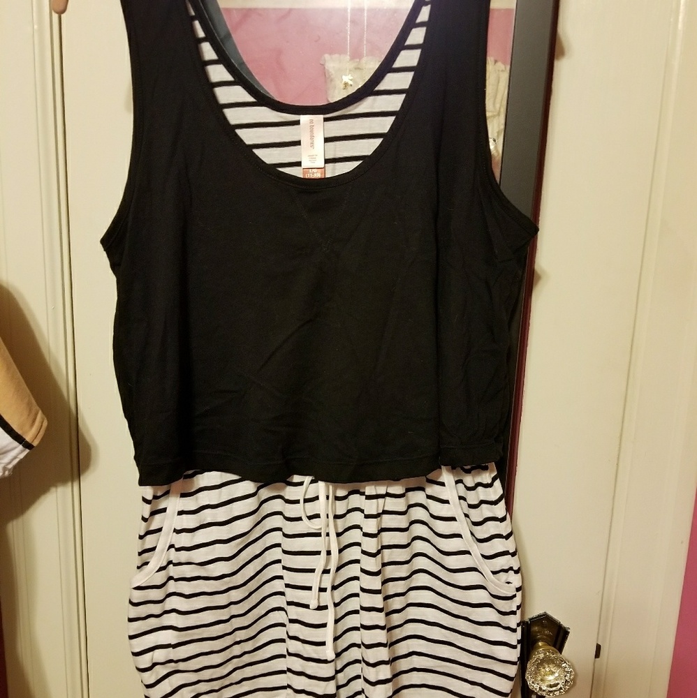Romper with pockets